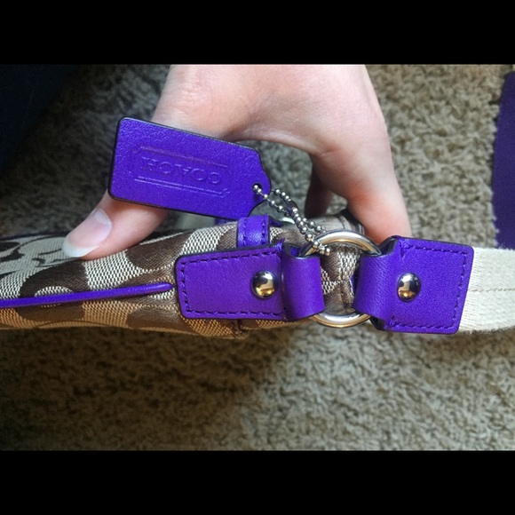 Coach Legacy Swingpack Signature Crossbody Bag - Picture 8 of 8